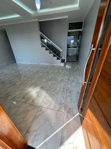 Alugo casa de alto padrão com 3 quartos em Araçatiba - Maricá