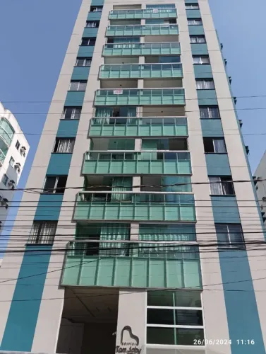 Alugo Apartamento mobiliado em Jardim Camburi. CRECI 3284-F