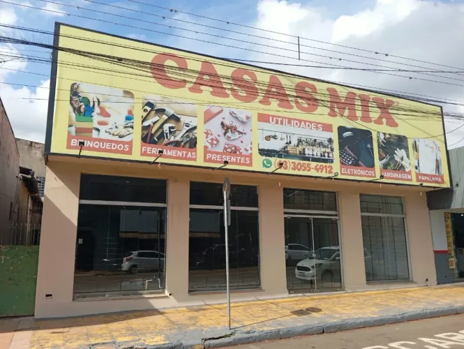 Locação de Comercial / Salão na cidade de ARAPONGAS