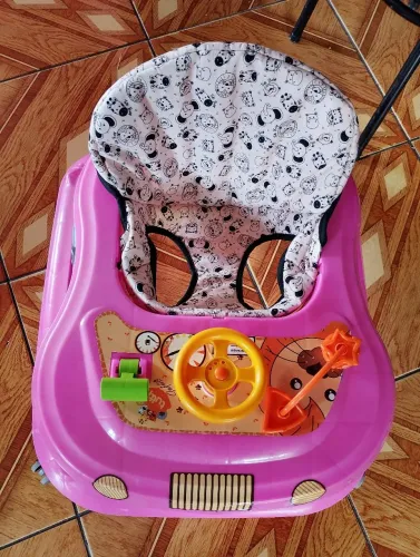 Andador semi novo