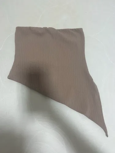 Blusa Assimétrica bege tamanho M