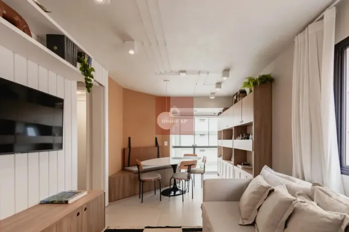 Cobertura Duplex, 110 m2, 2 dorms. (1 ste), 2 vagas, próximo metro Moema