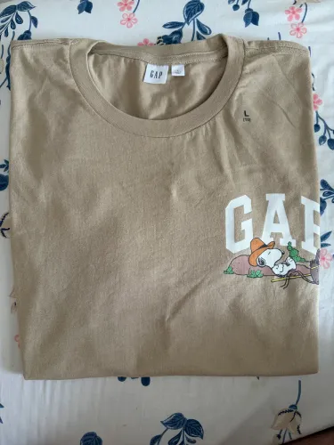 Camiseta. Gap, importada dos EUA, original, sem uso, tamanho G!!