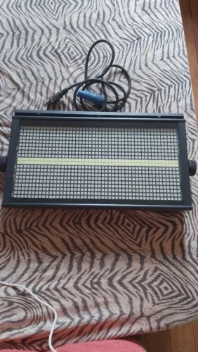 Strobo Atômica 1000w Led. Rgbw com Fita Dmx