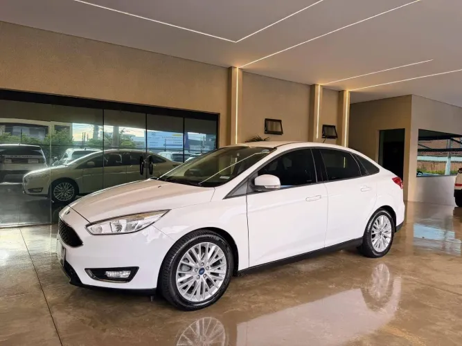 Ford Focus Sedan 2.0 16v/2.0 16V Flex 4P Aut. 2016