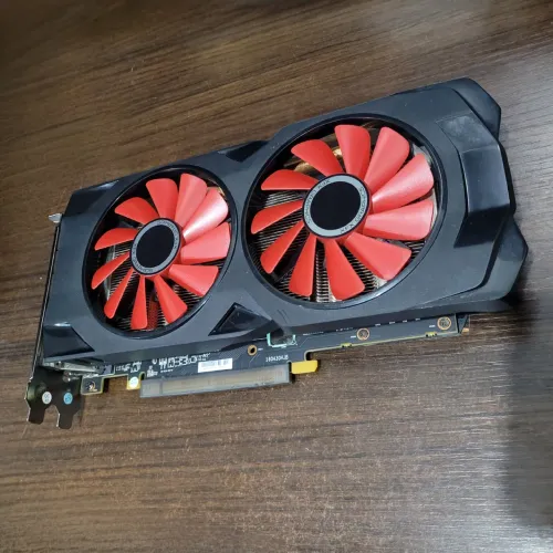 Placa de video RX 570 8gb XFX