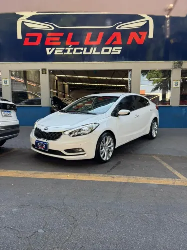 Kia Motors Cerato 1.6 16V Flex Aut. 2014