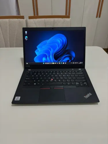 Lenovo ThinkPad T14 Touchscreen i5 10ª Geração | 16GB RAM | SSD 256GB | Biometria