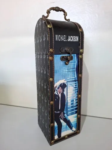 Porta-Vinho Temático Michael Jackson
