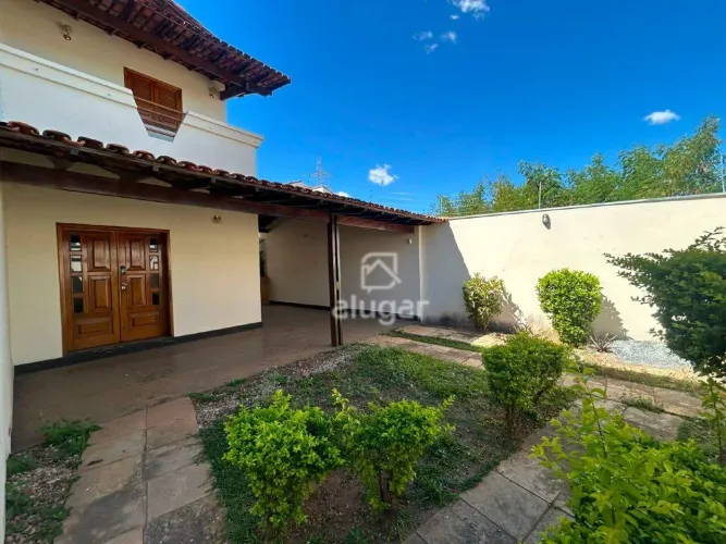 Casa para alugar, 7 quartos, 3 suítes, 2 vagas, Ibituruna - Montes Claros/MG - R$ 5.500,00