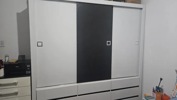 Guarda Roupa Porta de Correr