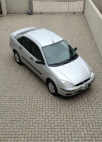 Ford Focus Sedan 1.6/1.6 Flex 8v/16v 4P Mec. 2005