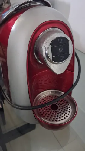 Cafeteira Espresso Modo - Vermelha 3 corações (Usada)