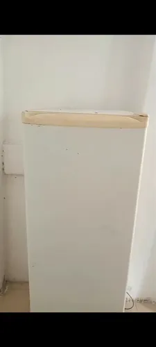 Geladeira usada em excelente estado.