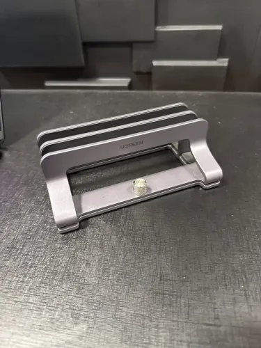 Suporte Vertical Notebook Ugreen Duplo Metal