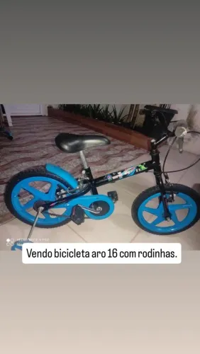 Bicicleta Aro 16 com rodinhas