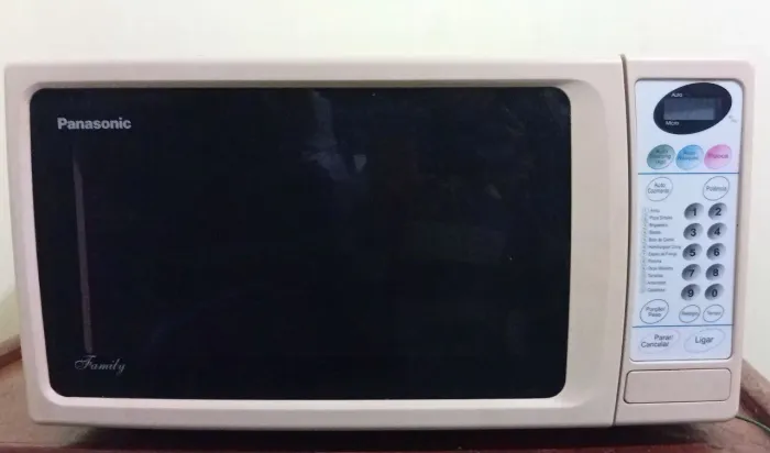 Microondas Panasonic 27L