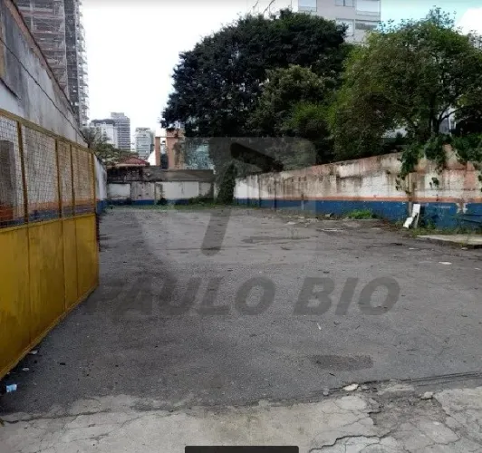 Terreno Comercial no Bairro Vila Olímpia