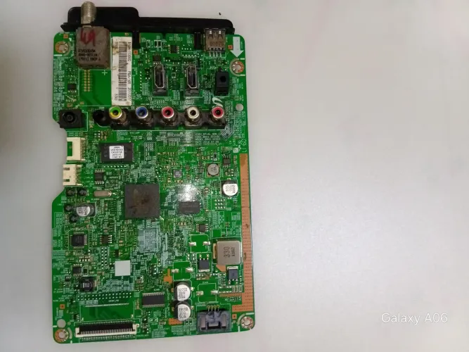 Placa principal tv sansung un32j4000