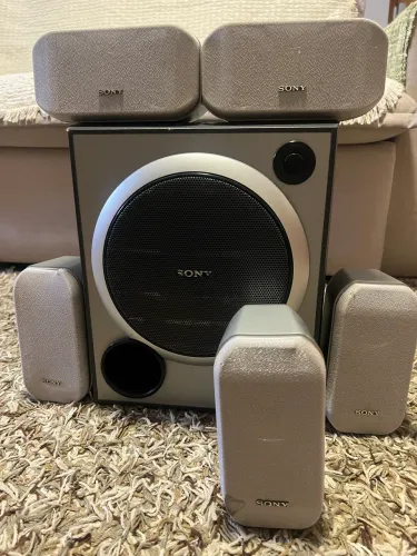 Conjunto de caixas de som acústicas para home theater