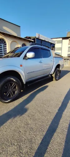 Mitsubishi L200 Triton HPE 3.2 CD TB Int.diesel AUT 2010