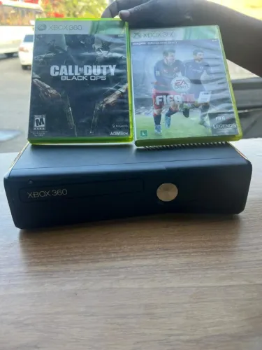 X BOX 360 + 2 JOGOS 