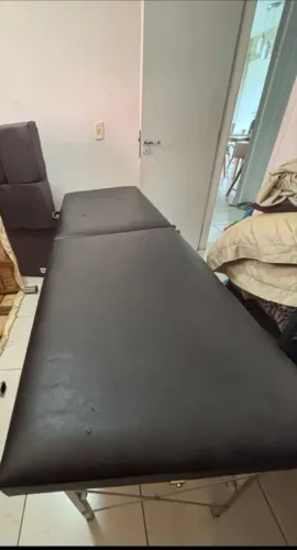 Mesa de tatuagem 