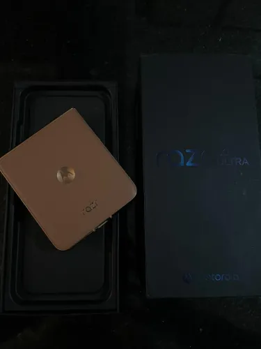 razr 50 ultra cappuccino nunca usado