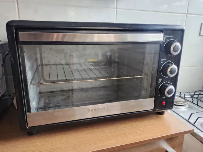 Forno Elétrico de Bancada Mondial com Timer 42L - Preto