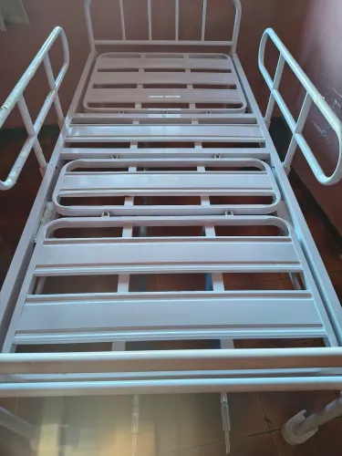 Cama hospitalar Delamed semi nova