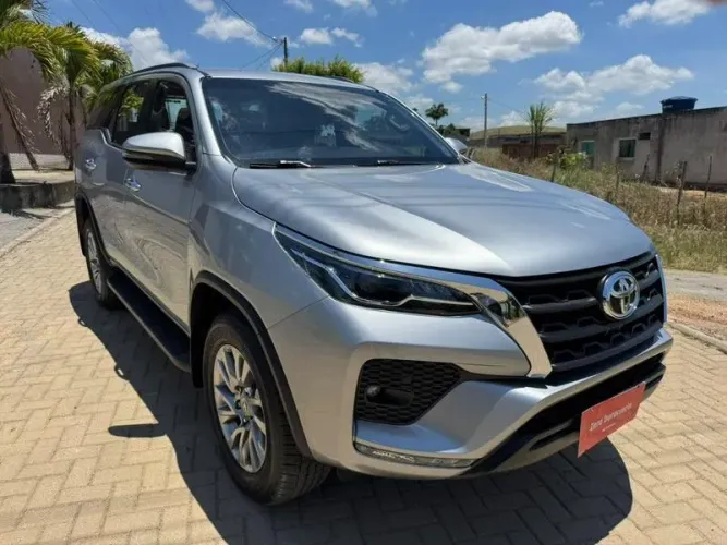 Toyota Hilux SW4 SRV 4X2 2.7 Flex 16V Aut. 2021