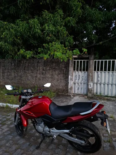 YAMAHA FAZER 250!