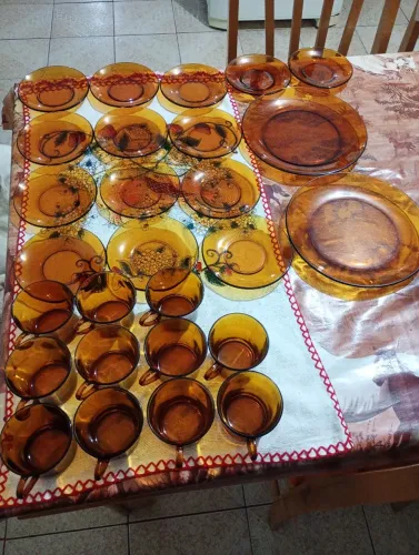 XICARAS DE CHÁ DURALEX AMBAS ORIGINAL 11 XÍCARAS COM PIRES MAIS 3 PIRES FORA PARDE DURALEX
