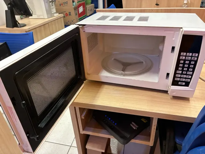 Forno microondas