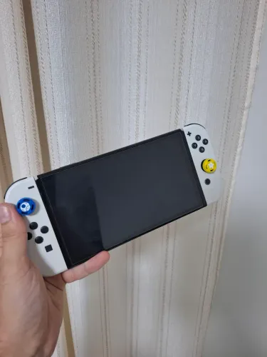 Nitendo Switch Oled Pouco Usado - Não é Desbloqueado