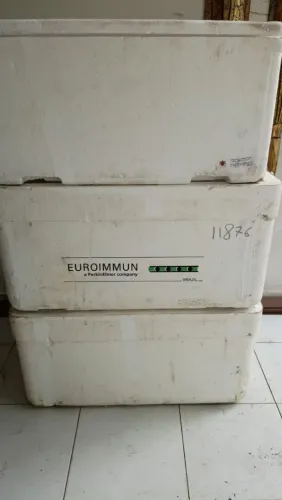 Caixa de isopor de 100L e de 80L