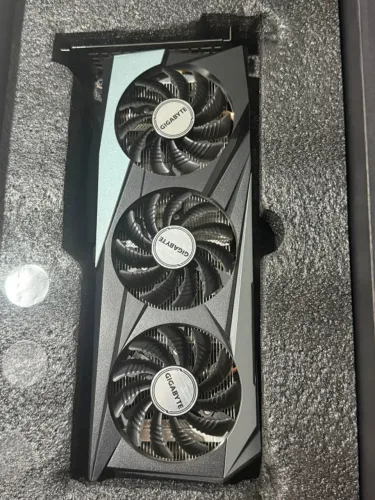 RTX 3050 GIGABYTE GAMING OC 8GB