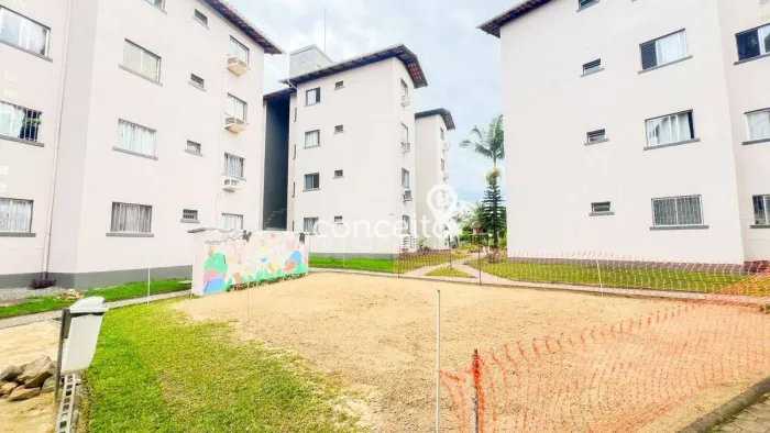 Apartamento 2 Dormitórios na Água Verde!