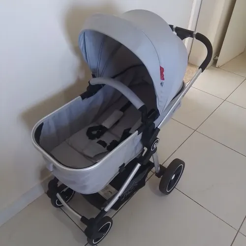 Carrinho de Bebê - Fisher Price