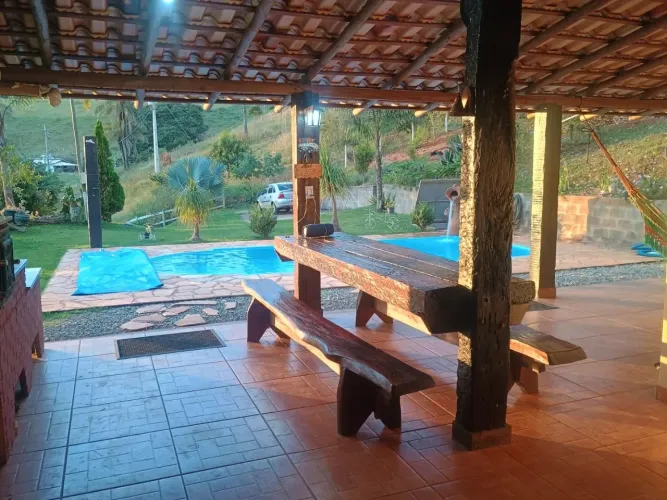 Sítio com 2 dormitórios à venda, 4500 m² por R$ 390.000,00 - Zona Rural - Itatiaiuçu/MG