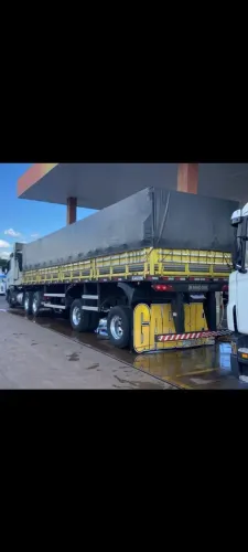 Carreta graneleira Vanderleia