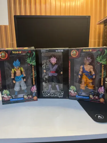 Kit 3 bonecos Dragon Ball Z