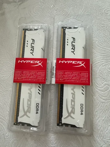 Ddr4 fury 2x8 branca