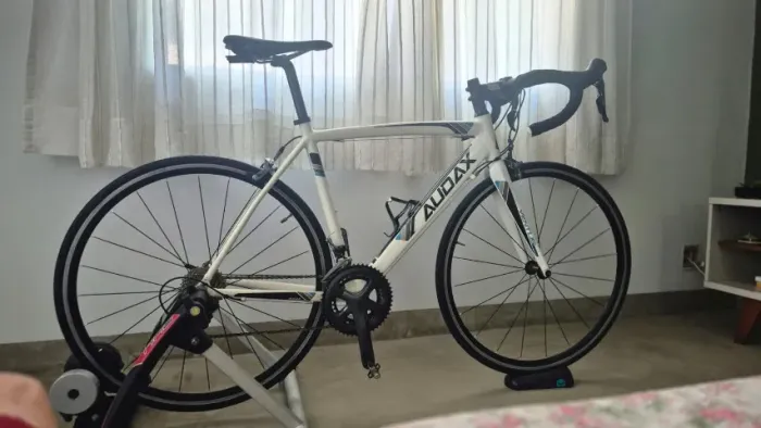 Bicicleta Speed Audax Ventus 2000 - Shimano Tiagra 20V - Tamanho 51