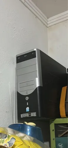 gabinete de computador desktop LG
