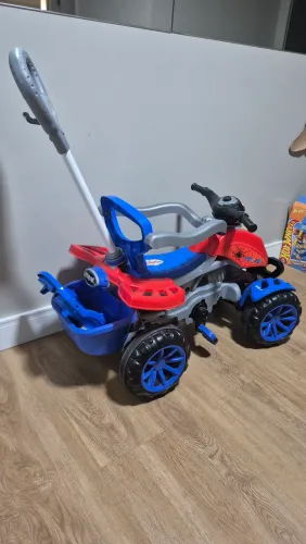Quadriciclo Infantil Maral