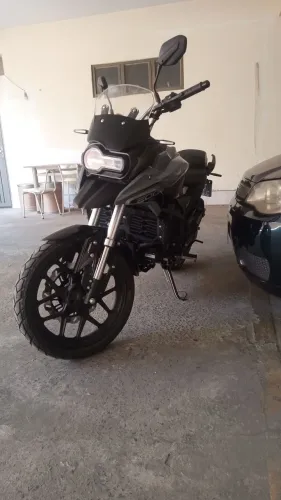 Vende-se com urgência Shineray Storm 200 ano 2025/2026