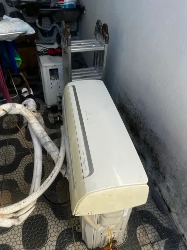 Ar condicionado 