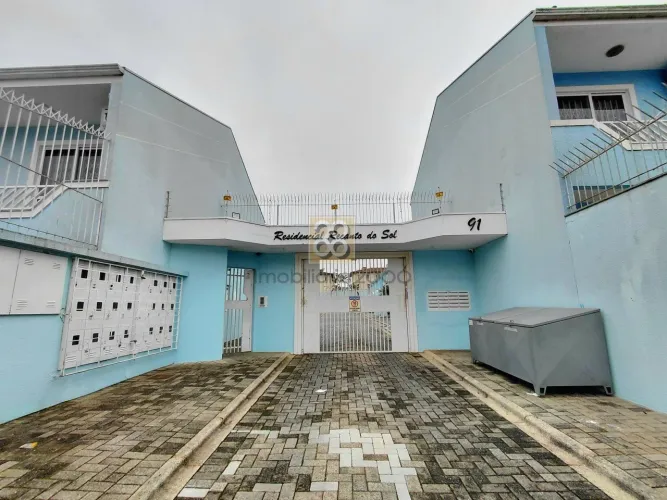 Sobrado - R Elizeu Faria, 91 - Xaxim - Curitiba - PR