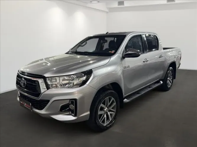 Toyota Hilux CD SRV 4X4 2.8 TDI Diesel Aut. 2019